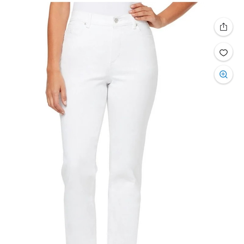 Gloria Vanderbilt White Straight Leg Jeans